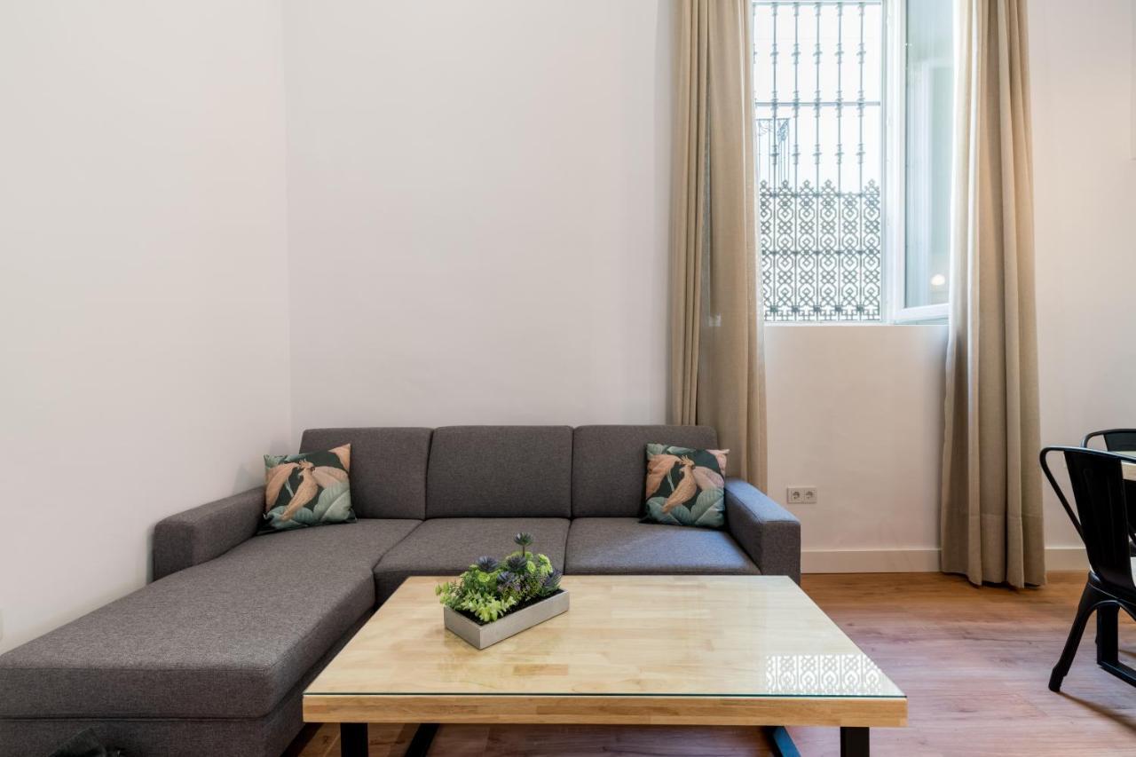 Apartamentos Leoncillos Севиля Екстериор снимка