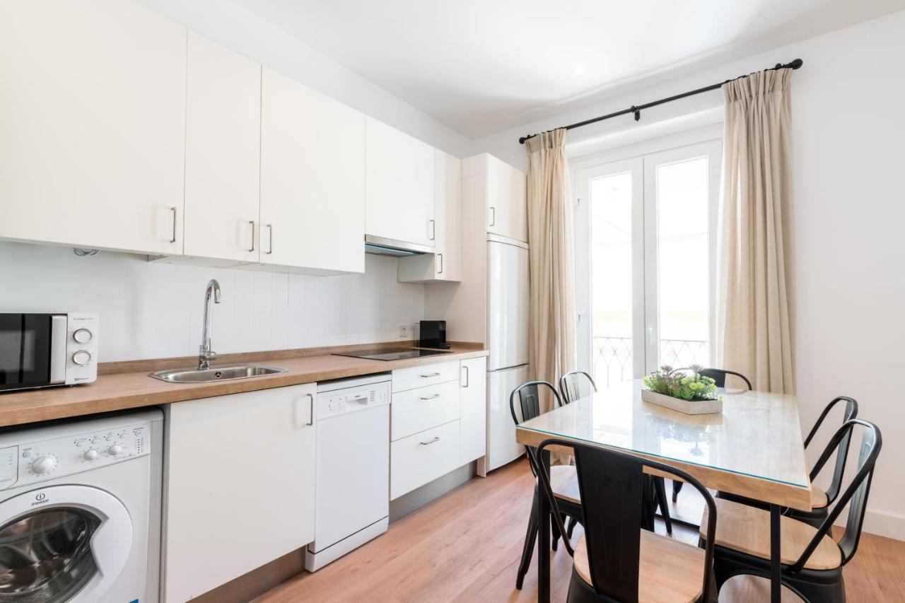 Apartamentos Leoncillos Севиля Екстериор снимка