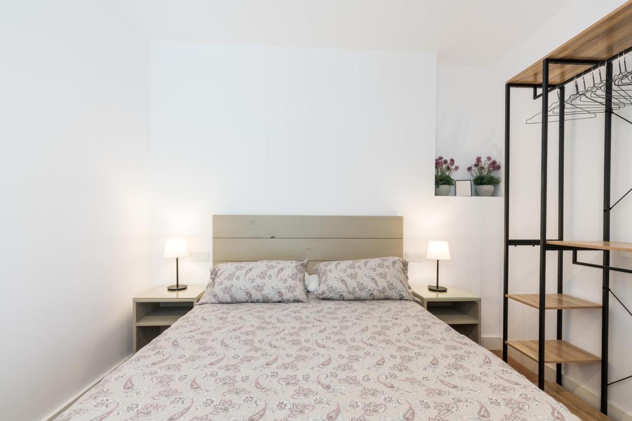 Apartamentos Leoncillos Севиля Екстериор снимка