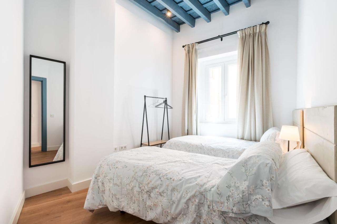 Apartamentos Leoncillos Севиля Екстериор снимка
