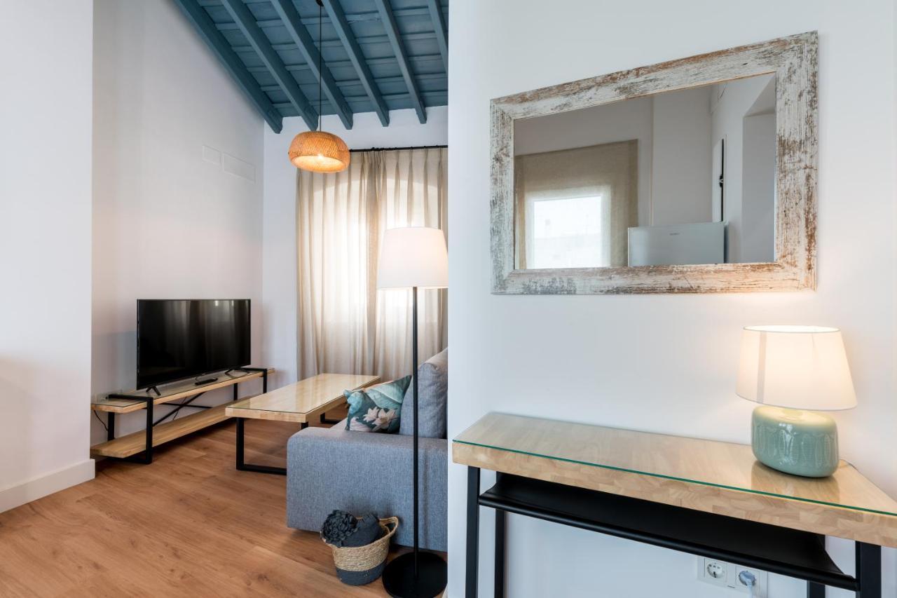 Apartamentos Leoncillos Севиля Екстериор снимка