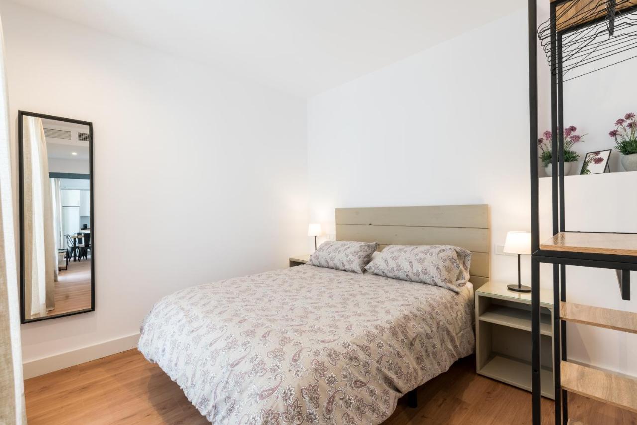Apartamentos Leoncillos Севиля Екстериор снимка