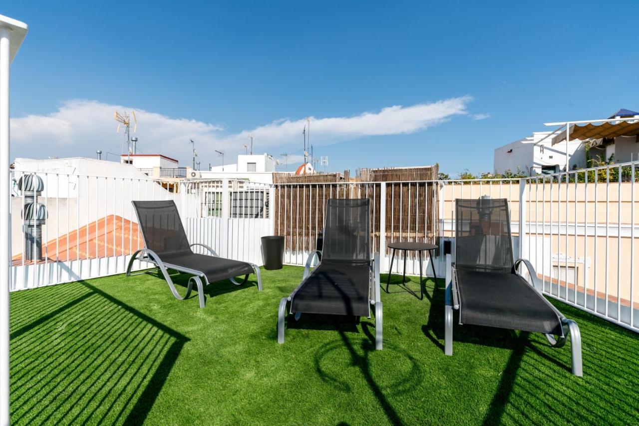 Apartamentos Leoncillos Севиля Екстериор снимка