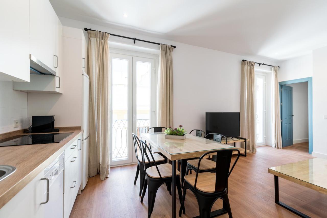 Apartamentos Leoncillos Севиля Екстериор снимка