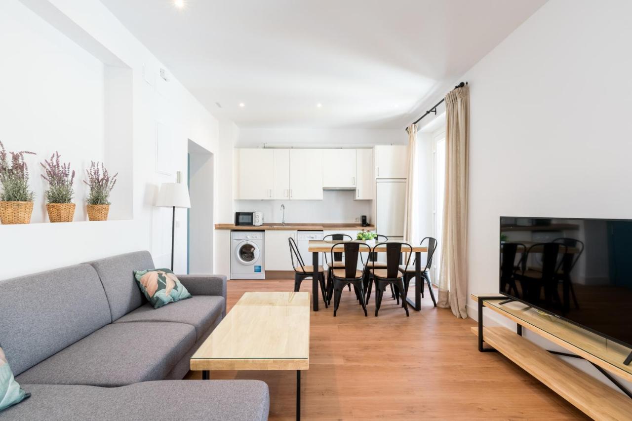 Apartamentos Leoncillos Севиля Екстериор снимка
