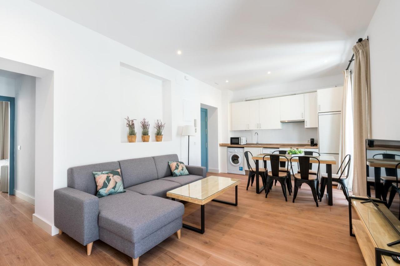 Apartamentos Leoncillos Севиля Екстериор снимка
