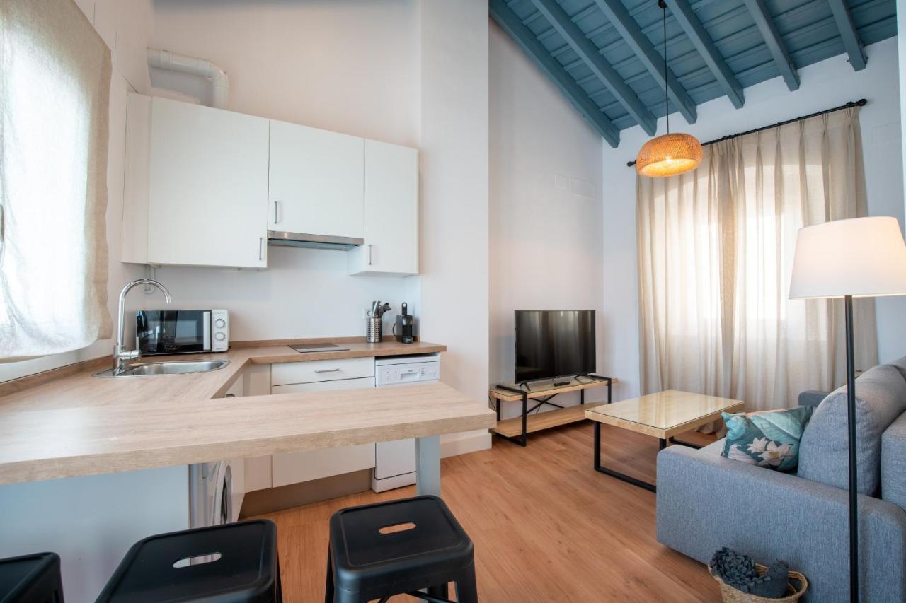 Apartamentos Leoncillos Севиля Екстериор снимка