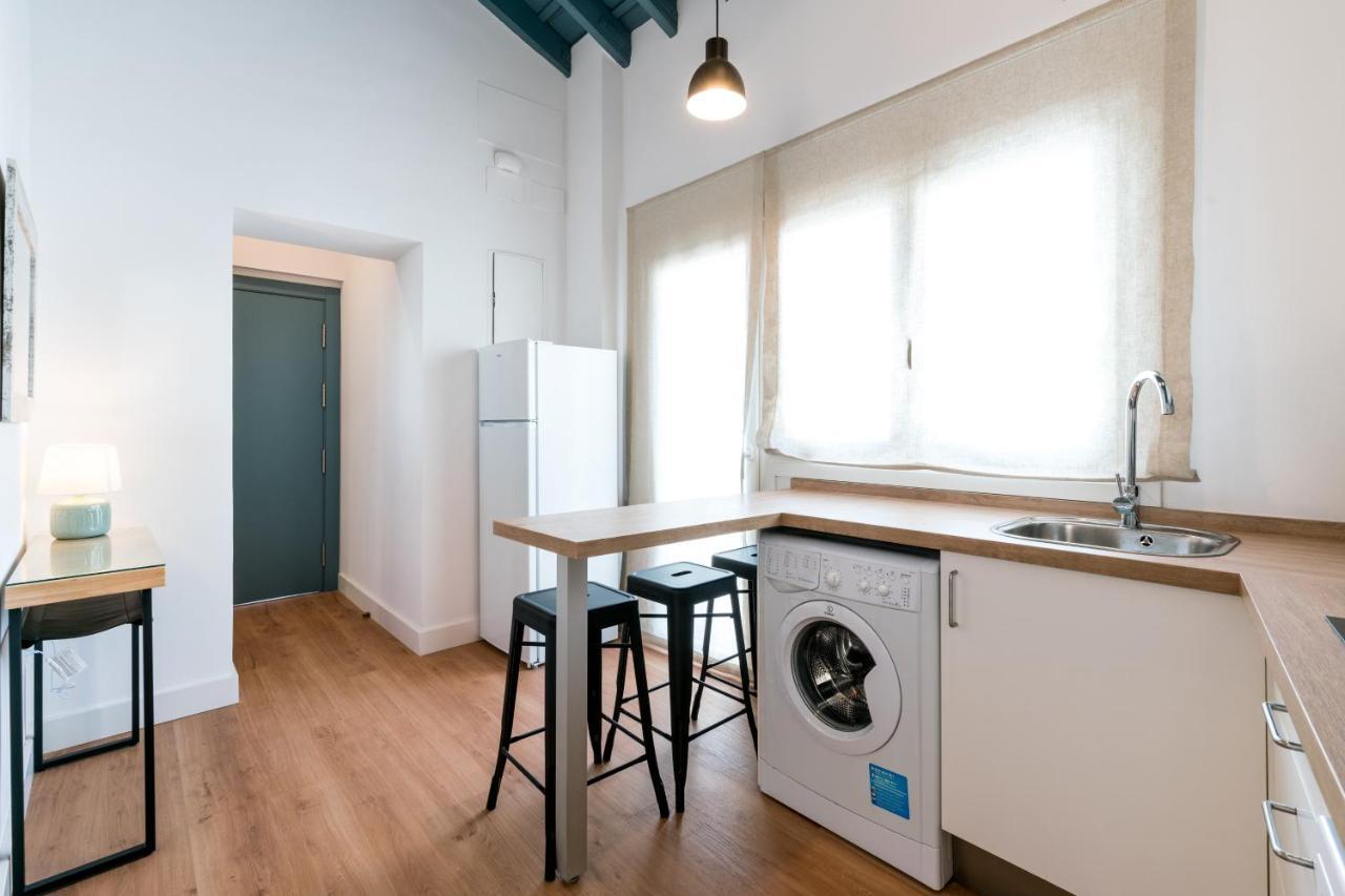 Apartamentos Leoncillos Севиля Екстериор снимка