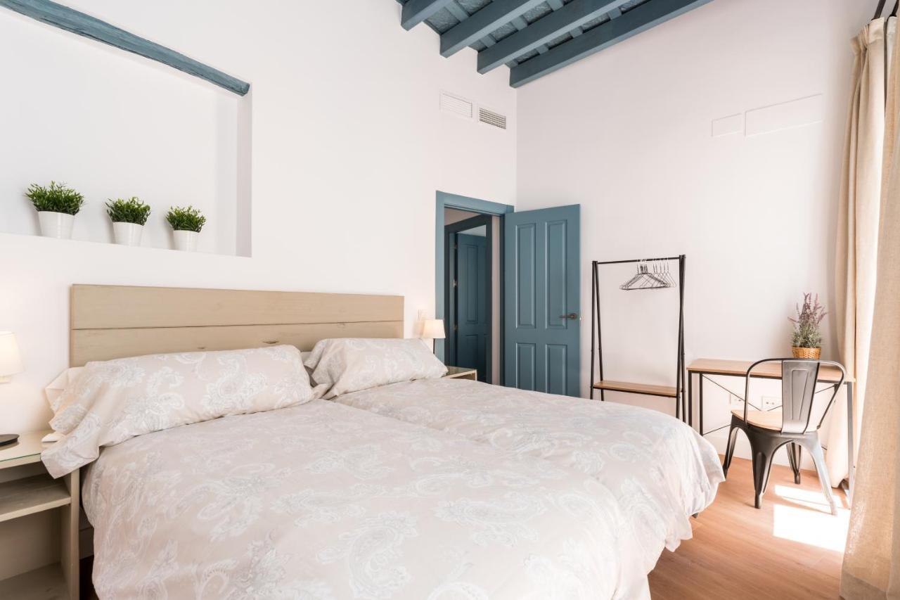 Apartamentos Leoncillos Севиля Екстериор снимка