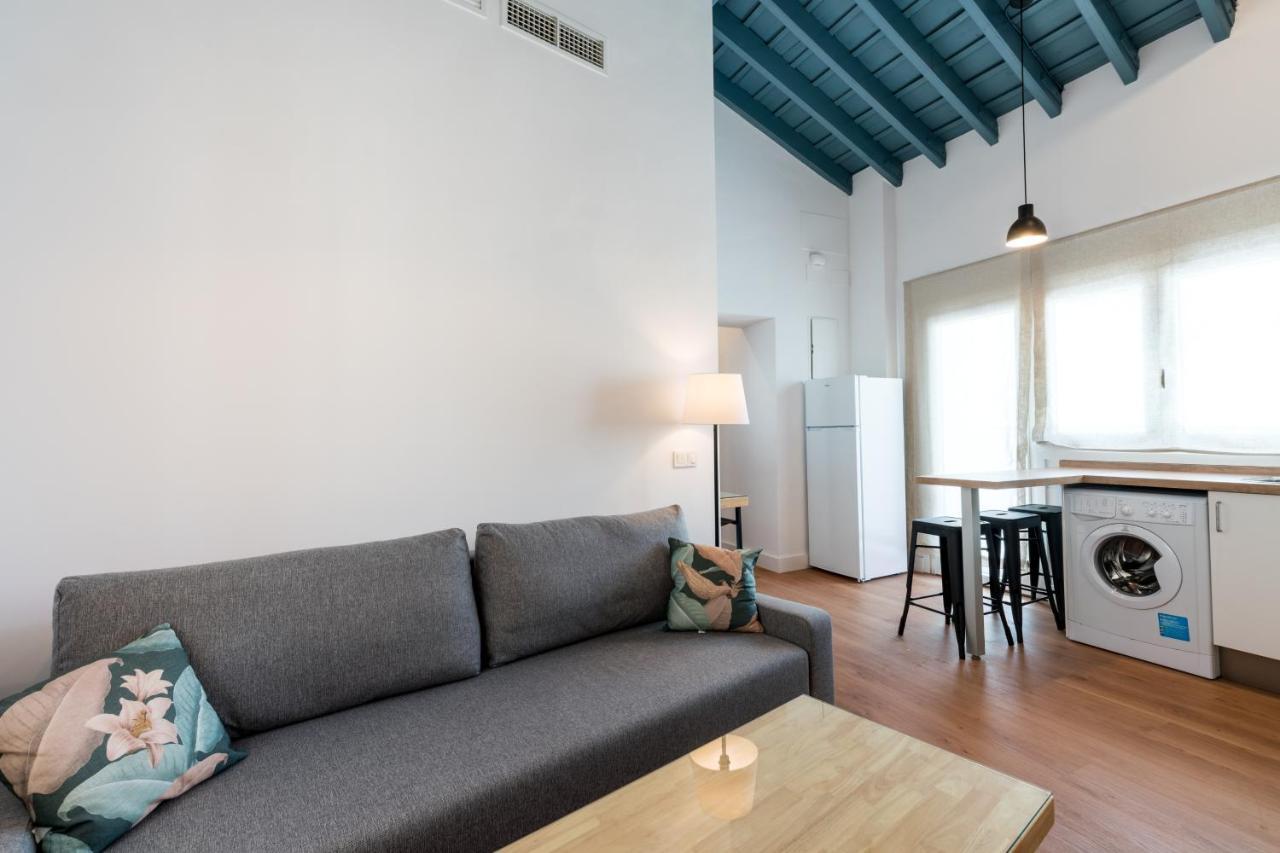 Apartamentos Leoncillos Севиля Екстериор снимка